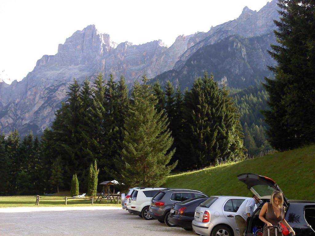 Hotel Roma San Vito di Cadore Bagian luar foto