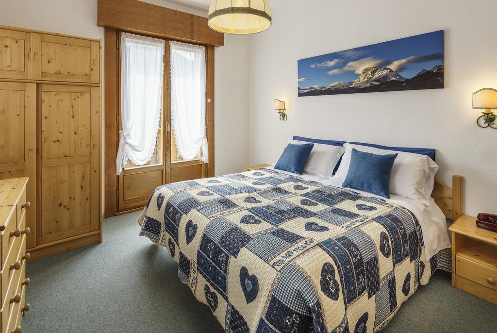 Hotel Roma San Vito di Cadore Bagian luar foto